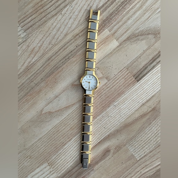 Bulova Ladies Watch Two-Tone Bracelet White Sparkly Dial Gold-Tone Hands Markers main image 4